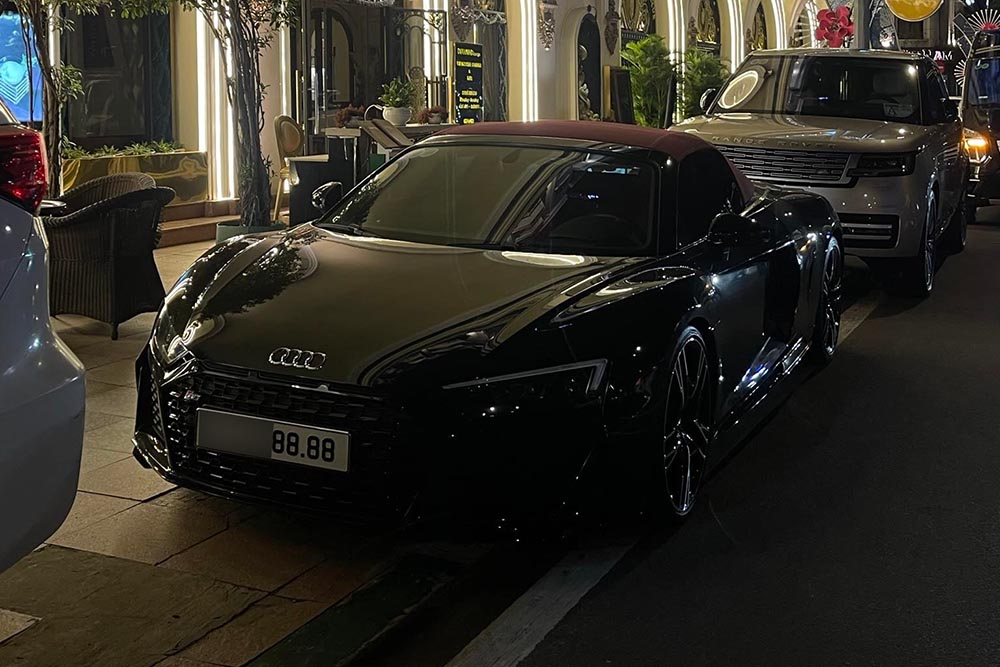 El Audi R8 V10 Spyder es un modelo bastante raro en Vietnam. Foto: Supercar en Vietnam