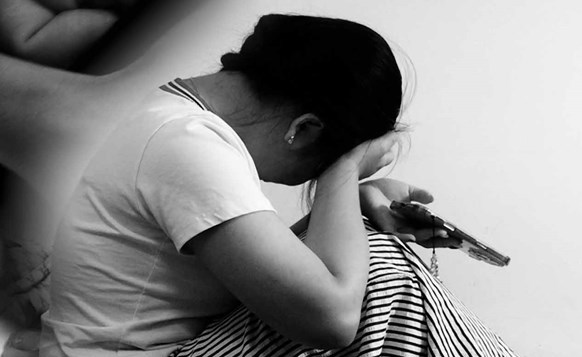 The woman was abandoned by her family for having an affair with her 16-year-old brother-in-law. Graphic photo: Huyen Trang - Dinh Hiep