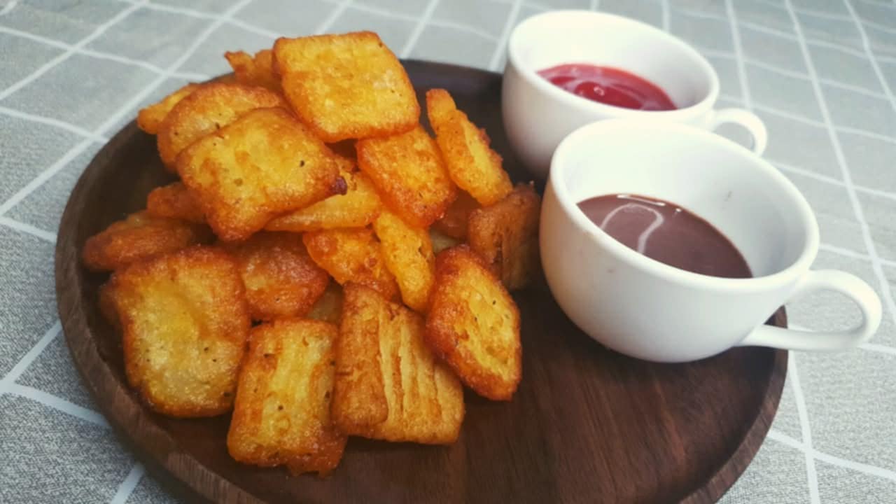 Delicious Chocolate Dates Churros will be a snack that children love. Photo: Anh Quoc