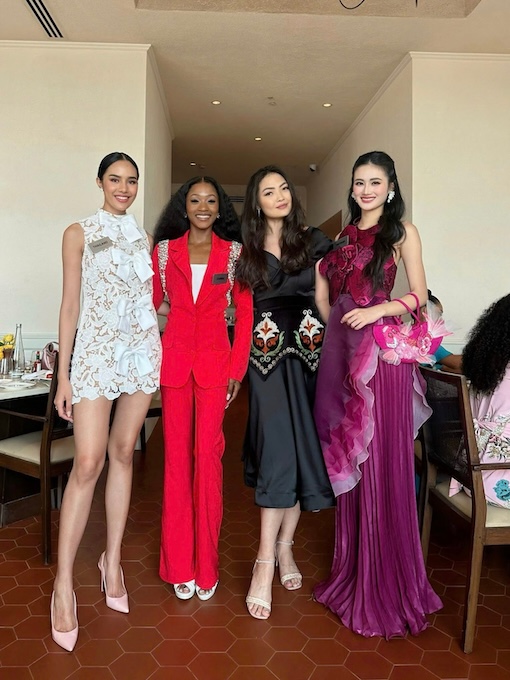 Y Nhi va Tan Miss World Opal thuong xuyen xuat hien cung nhau tai cac hoat dong. Anh: Sen Vang.