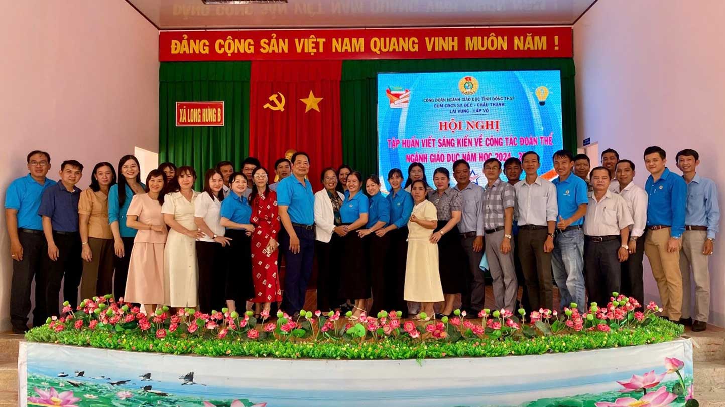 Hội nghị tập huấn viết Sáng kiến về công tác đoàn thể năm học 2024 - 2025. Ảnh: Phan Khuyên