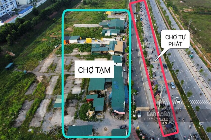 Tiểu thương ở chợ tạm buôn bán kém hiệu quả vì chợ tự phát mọc lên ngay trước cửa. Ảnh: Tô Công.