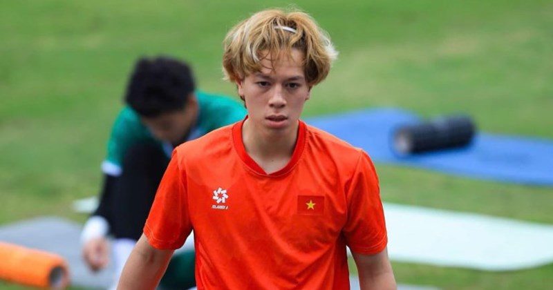 Midfielder Viktor Le is quite outstanding at U22 Vietnam. Photo: Thu Khuc