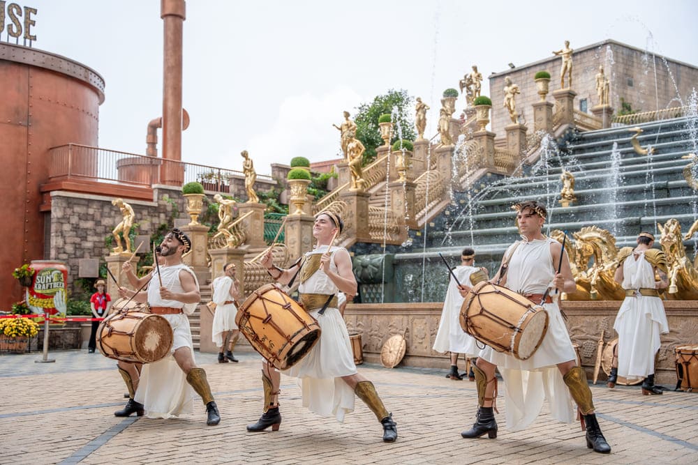 Sun World Ba Na Hills la diem den cua nhieu show dien hap dan va lien tuc thay doi