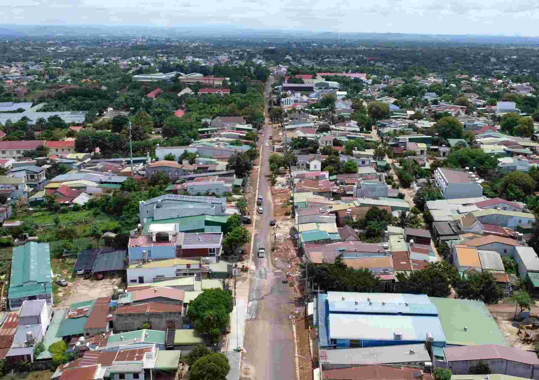 Due to many problems, many locations in the Phan Huy Chu Street upgrade and expansion project have not been constructed or completed. Photo: Phan Tuan