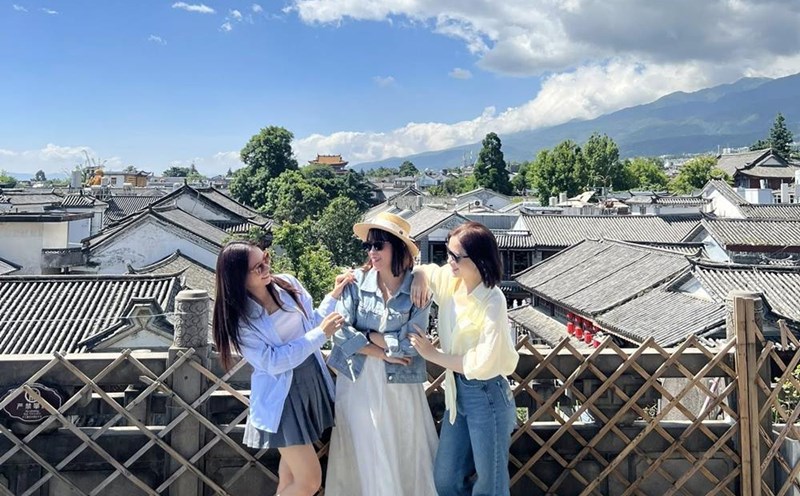 Lijiang is one of the popular tourist destinations for Vietnamese tourists on a tour of China. Photo: Hanh Pham