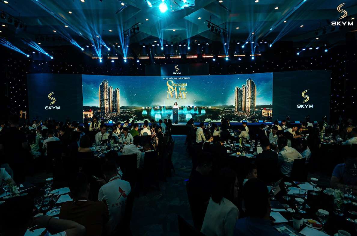 Phat bieu tai su kien, dai dien chu dau tu BIM Land chia se: “Su cong huong giua vi tri - tam nhin - dong khach du lich dang tang truong giup SkyM khac biet va ben vung ve gia tri dau tu”. Anh: BIM Group  