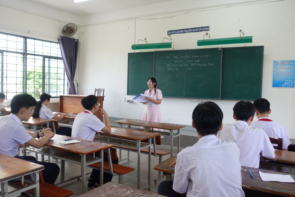Los estudiantes de Quang Nam tienen prioridad para estudiar en Da Nang despues de la fusion. Foto: Tran Thi