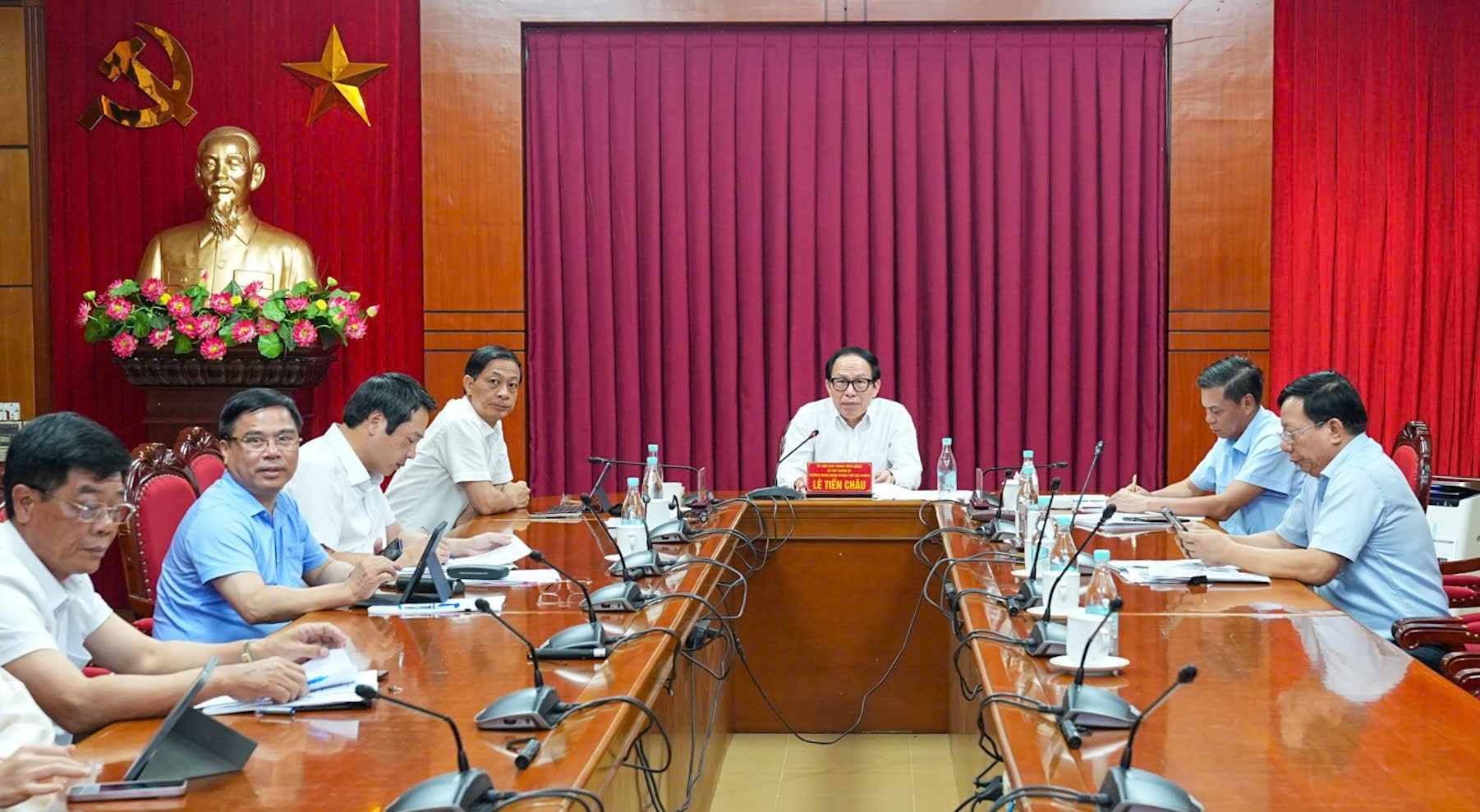 Secretary of the City Party Committee Le Tien Chau chaired the meeting. Photo: Hai Phong Portal
