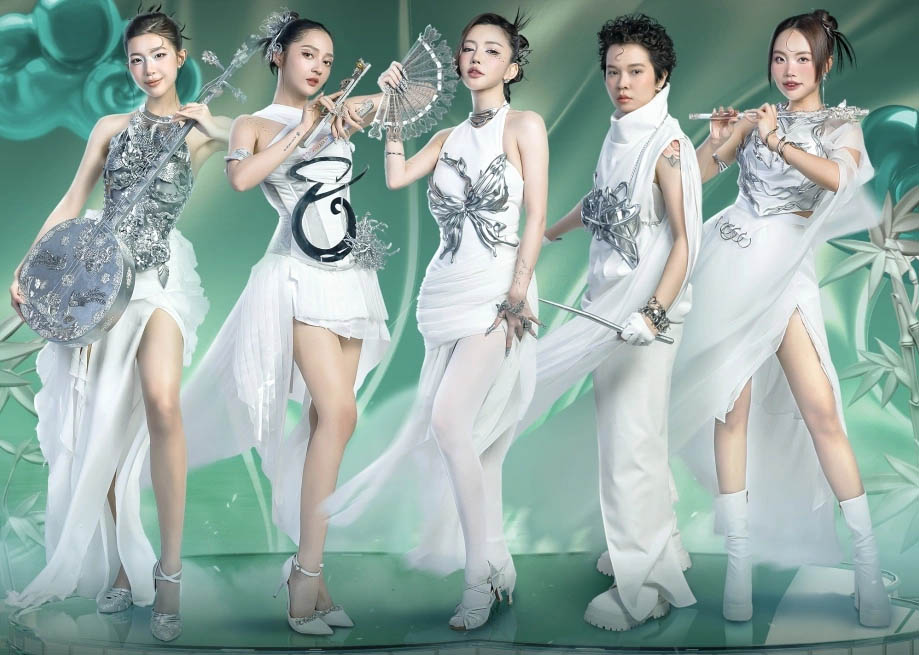 Nhieu khan gia cho rang Lamoon duoc dan chi uu ai nhuong su chu y trong tiet muc “Cam ky thi hoa“. Anh: Nha san xuat.