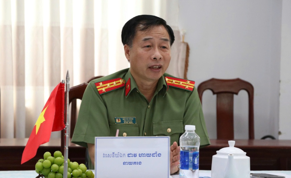 Dai ta Dao Hai Dang, Pho Giam doc Cong an tinh Kien Giang phat bieu tai buoi lam viec. Anh: Tien Dung