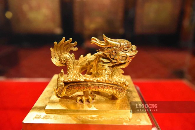 The Emperor's Golden Seal is recognized as a National Treasure and is on display at the Nam Hong Royal Museum (Tu Son City). Photo: Tran Tuan