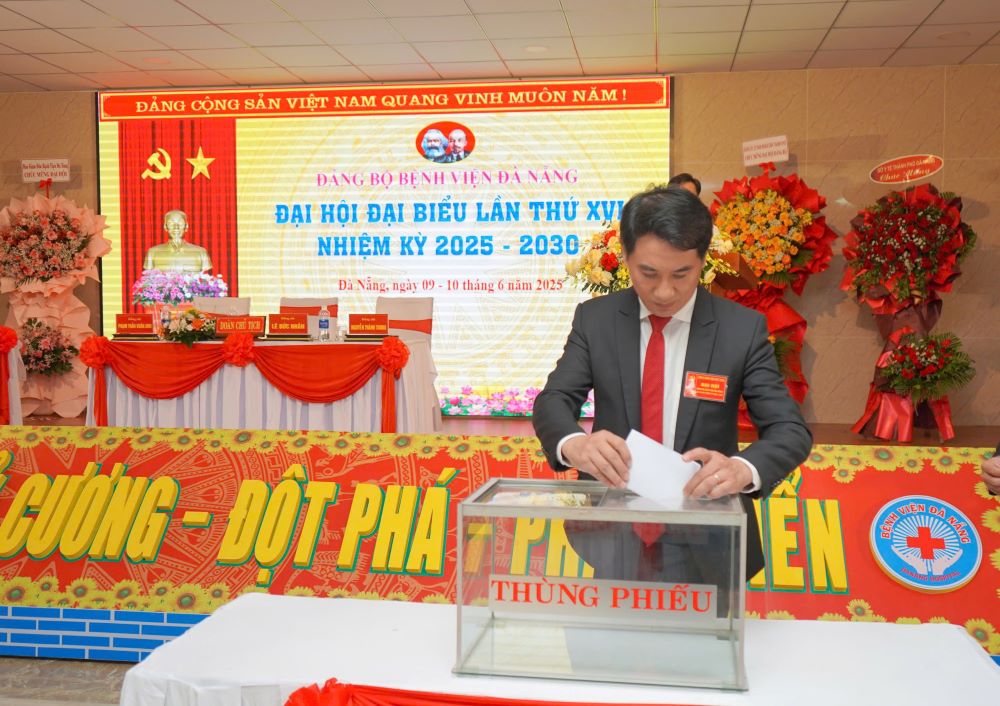 Da Nang Hospital organizes the 16th Party Congress, term 2025-2030. Photo: Tran Thi