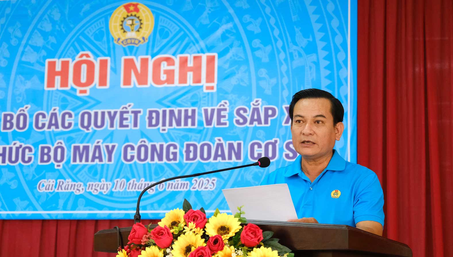 Chu tich LDLD quan Cai Rang Vo Huu Phuoc phat bieu. Anh: LDLD quan Cai Rang