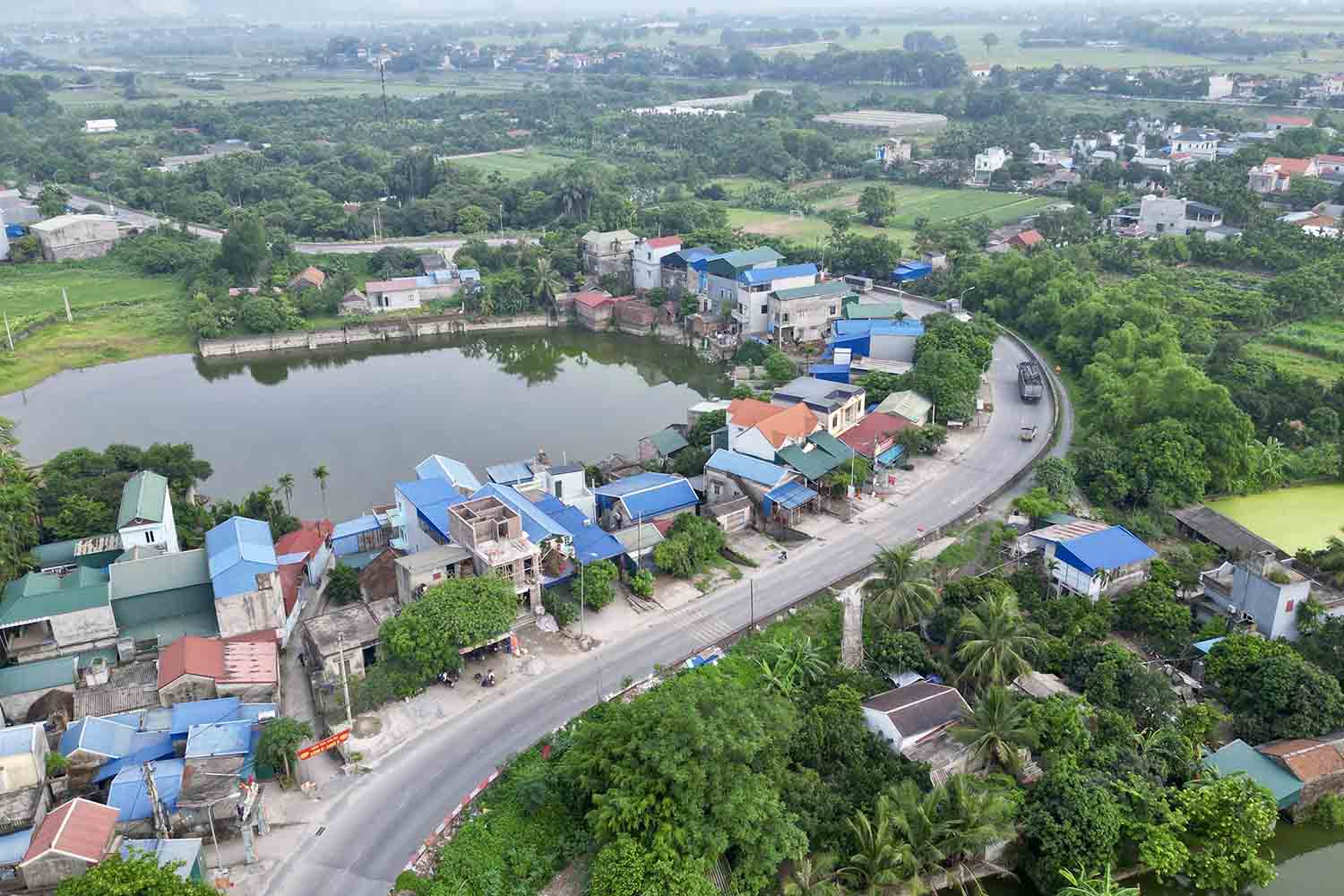 Tuyến đường Quốc lộ 21B. Ảnh: Hữu Chánh