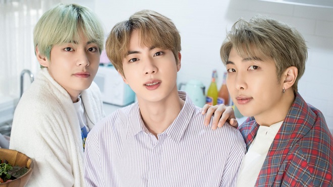 Jin, RM y V BTS. Foto: Lotte Movie.