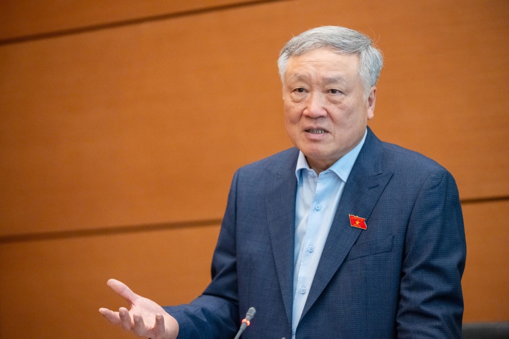 Politburo member and Permanent Deputy Prime Minister Nguyen Hoa Binh said that on June 30, 34 provinces and cities after the merger simultaneously announced a new leadership apparatus. Photo: Pham Dong