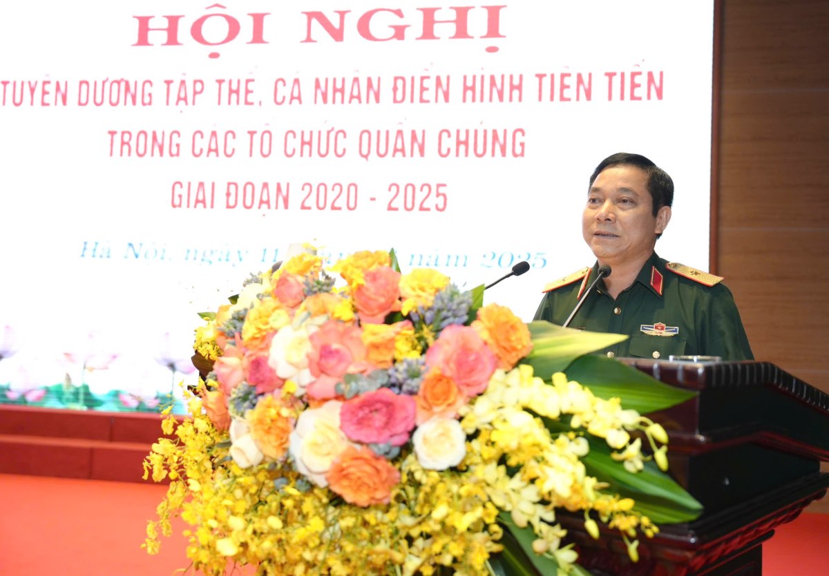 Thieu tuong Nguyen Khac Nhan - Pho Chinh uy Bo Tu lenh Thu do Ha Noi. Anh: Le Trang