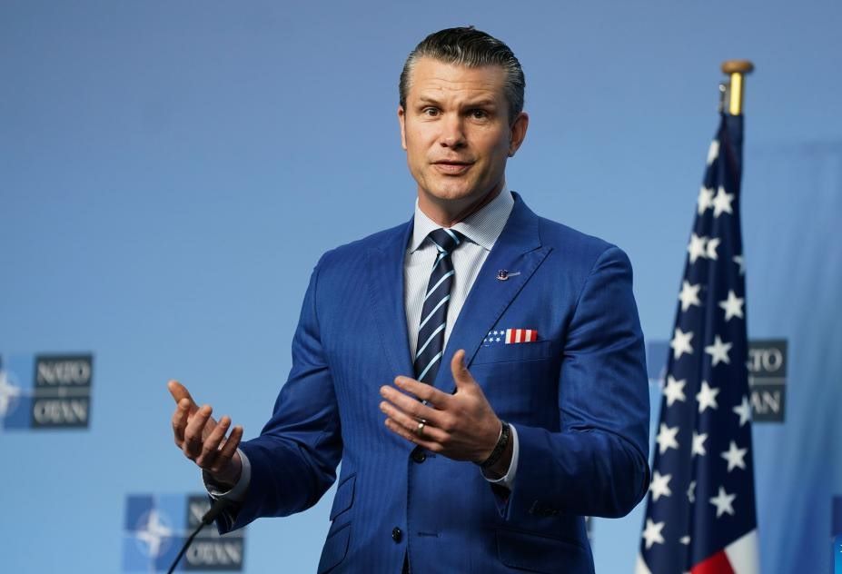 El secretario de Defensa de los Estados Unidos, Pete Hegseth, declaro que los paises europeos de la OTAN deben tener suficiente potencial economico para disuadir a Rusia. Foto: Xinhua