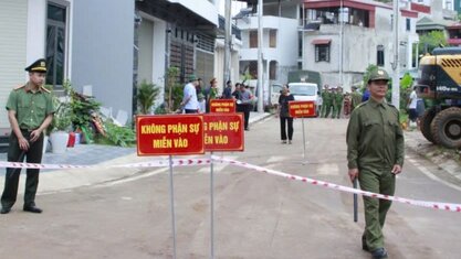 Luc luong chuc nang thiet lap hang rao, phan luong dam bao an ninh trat tu khu vuc cuong che thu hoi dat. Anh: Duc Anh