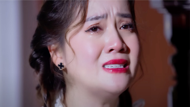 Prestamo de Hong - adopto al difunto artista Vu Linh. Foto: MV "Me encanta la idea"