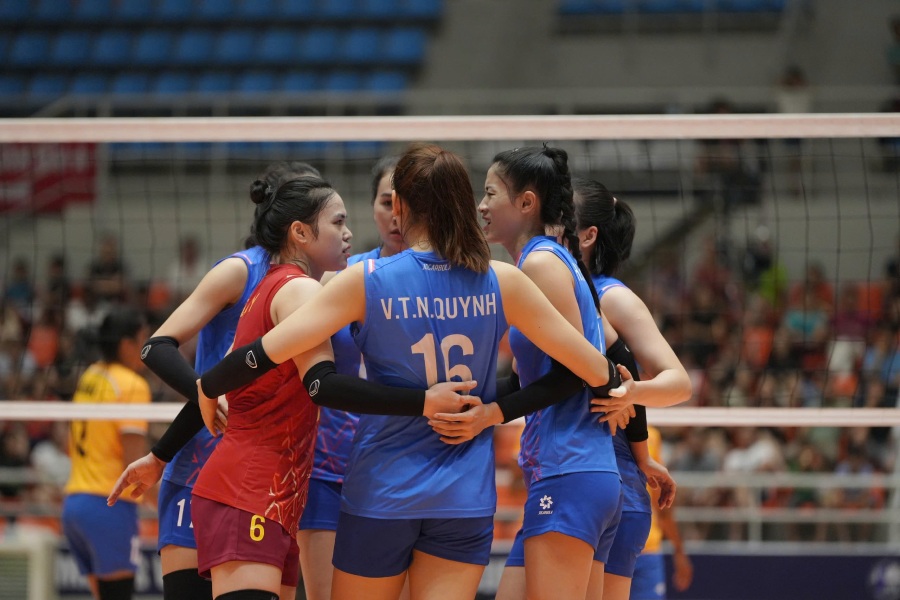 The Vietnam women's volleyball team will meet Australia in the final match of the AVC Nations Cup group stage. Photo: VFV