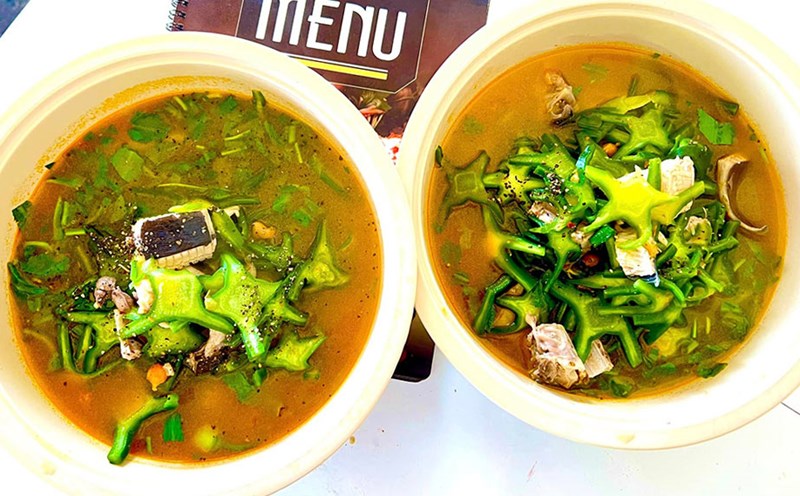 Cactus Ray Soup es un plato inolvidable en el viaje para explorar Quang Binh. Foto: Tia