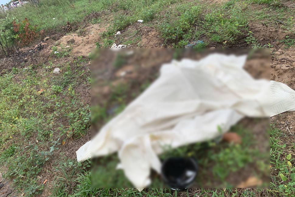 A couple was hit and killed by a train in Phu Yen. Photo: An Phu