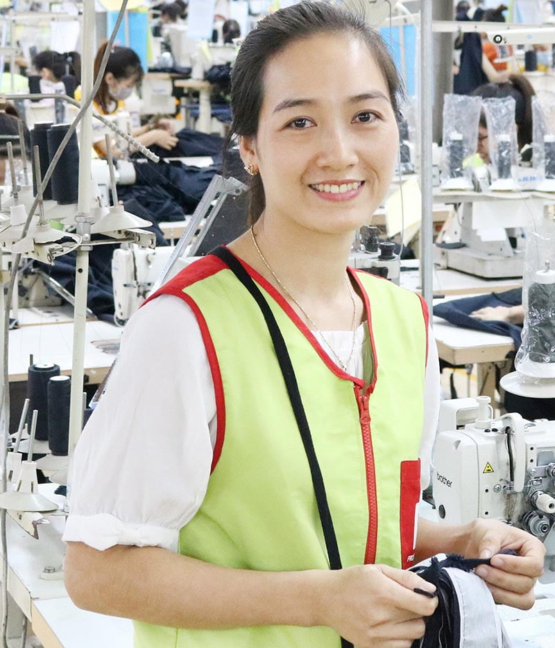 Chi Chin chu dong lam nhieu viec, sang tao cach lam moi co loi cho to va cong ty. Ảnh: Minh Huong.