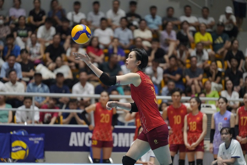 Thanh Thuy va cac dong doi da choi lan luot doi thu. Anh: VFV