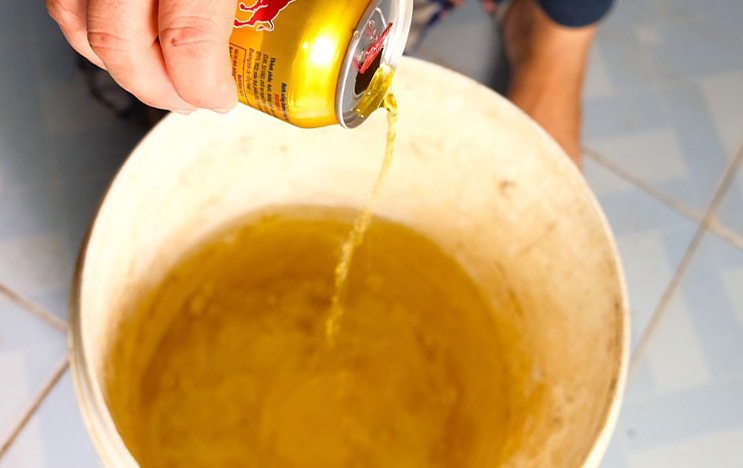 Energy drinks can help keep the mind alert and increase endurance, but this is not a good drink for the liver if used too often. Photo: Phong Linh