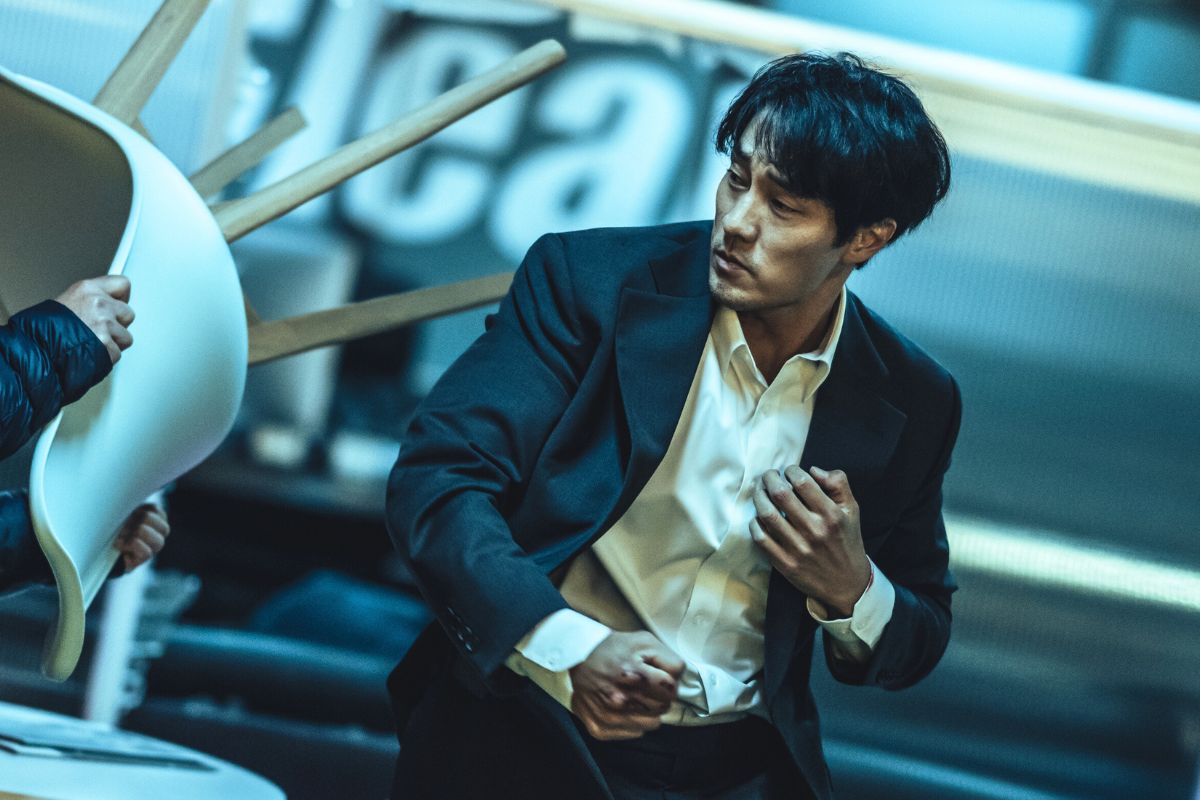 Entonces Ji Sub juega el papel principal en la pelicula "No Tolerand". Foto: Netflix