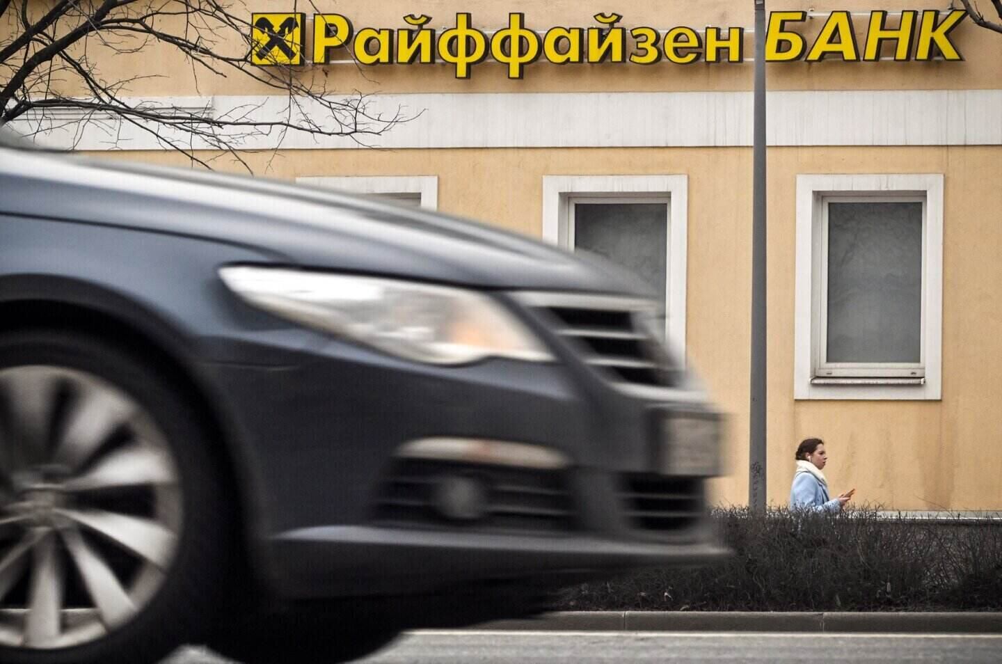 Oficina del Banco Raiffeisen en Moscu, Rusia. Foto: AFP
