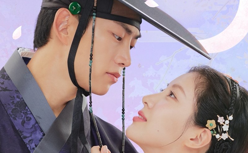 Seohyun, Taecyeon in the film. Photo: Producer/VieOn