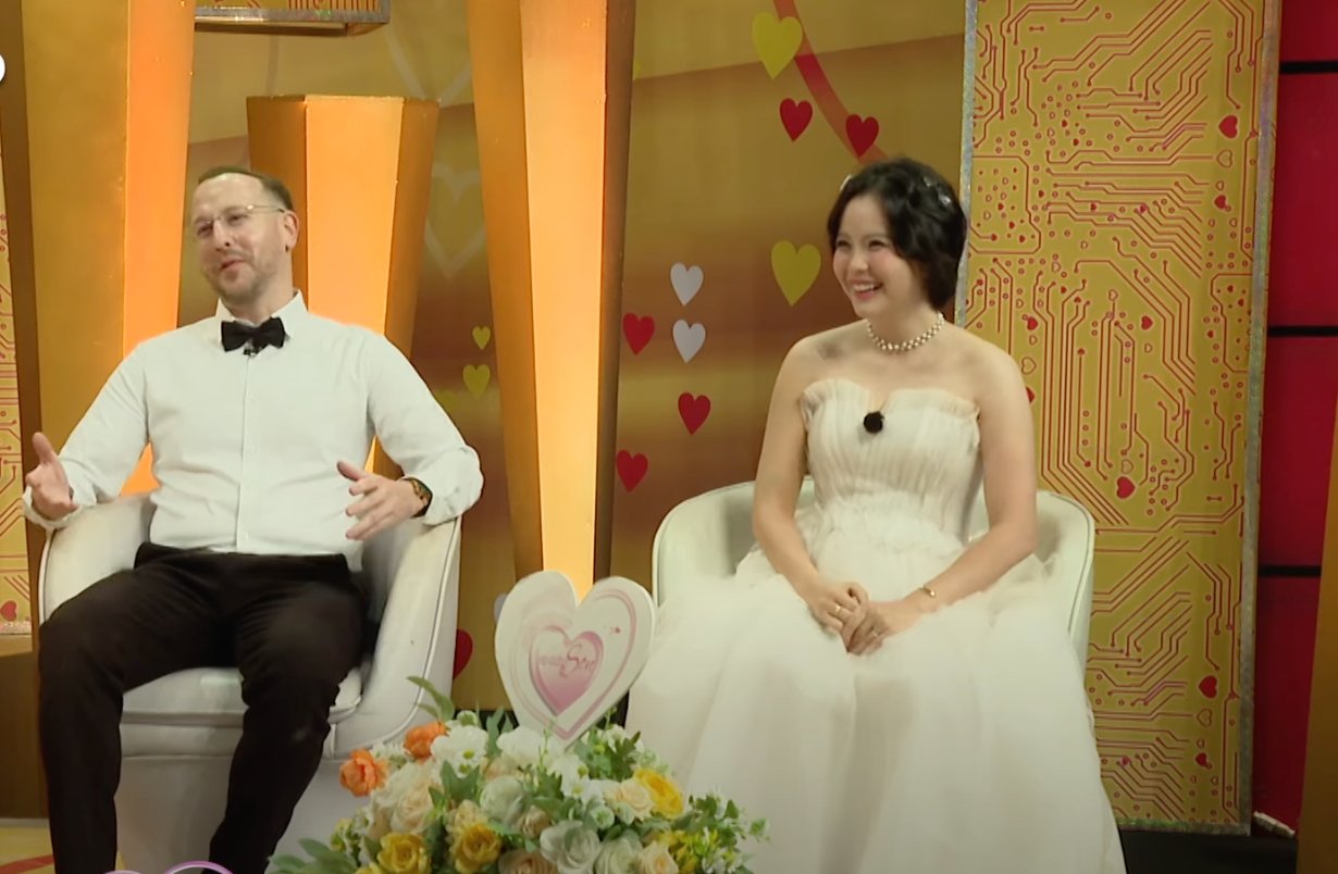 Tay and his wife Vietnam at "Son of a Husband and a Wife". Photo: MCV.