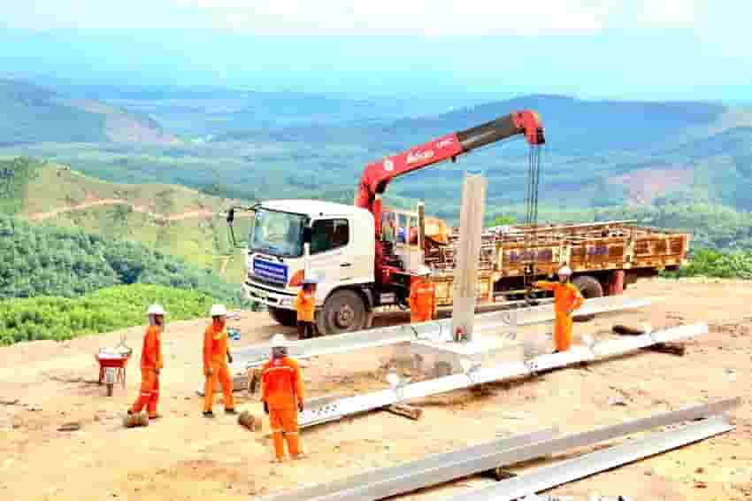 Dang bo PC Dak Nong no luc vuot moi kho khan hoan thanh cac chi tieu Dai hoi Dang bo nhiem ky 2020-2025. Anh: Tam An