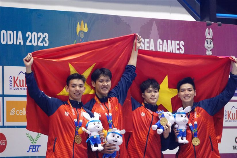 El equipo de natacion vietnamita en Sea Games 32. Foto: Duy Nam