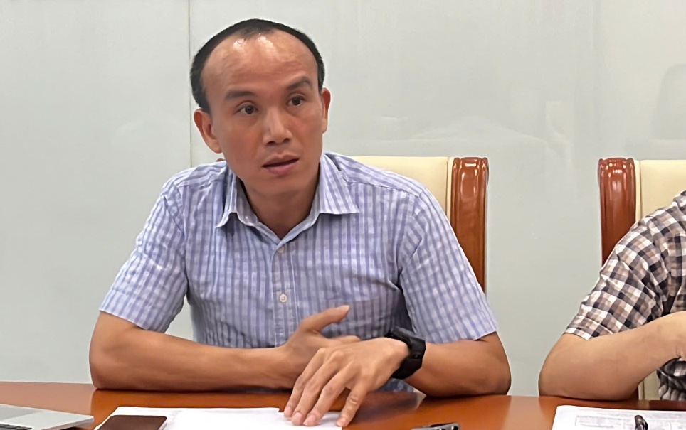 Tien si Hoang Phuc Lam cung cap thong tin nhan dinh dien bien bao so 1. Anh: An An