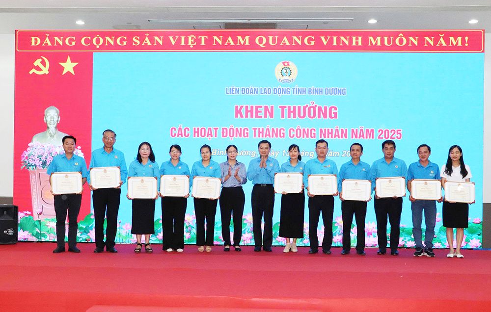 LDLD tinh Binh Duong khen thuong cac don vi