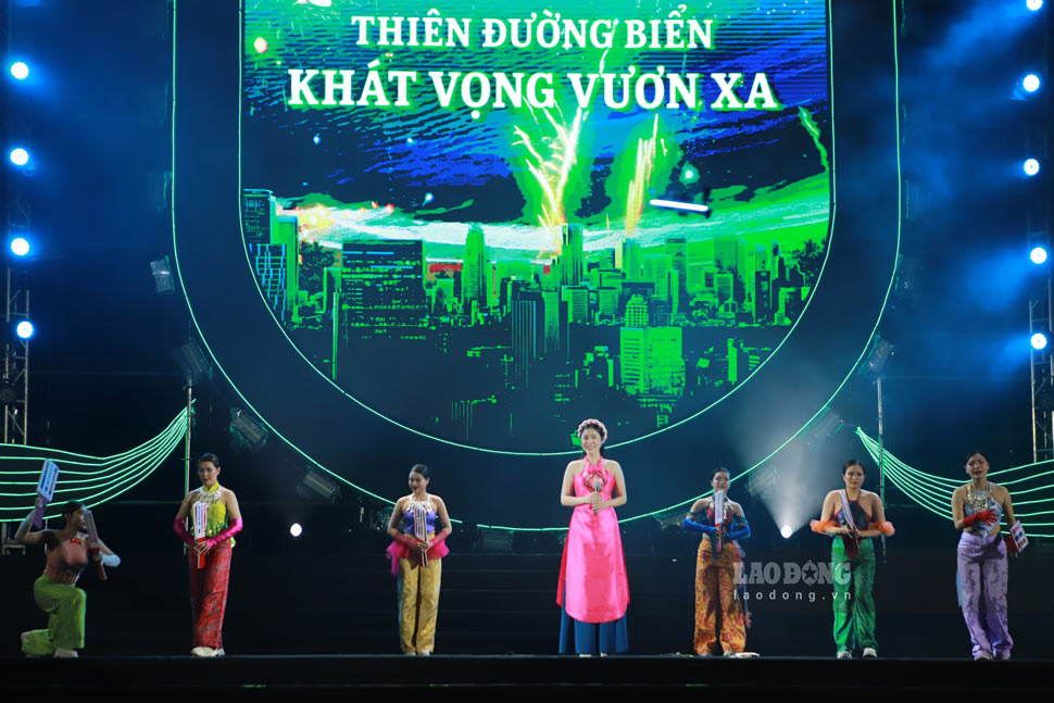 Music performance at the 2025 Summer Tourism Festival. Photo: Hoai Phuong