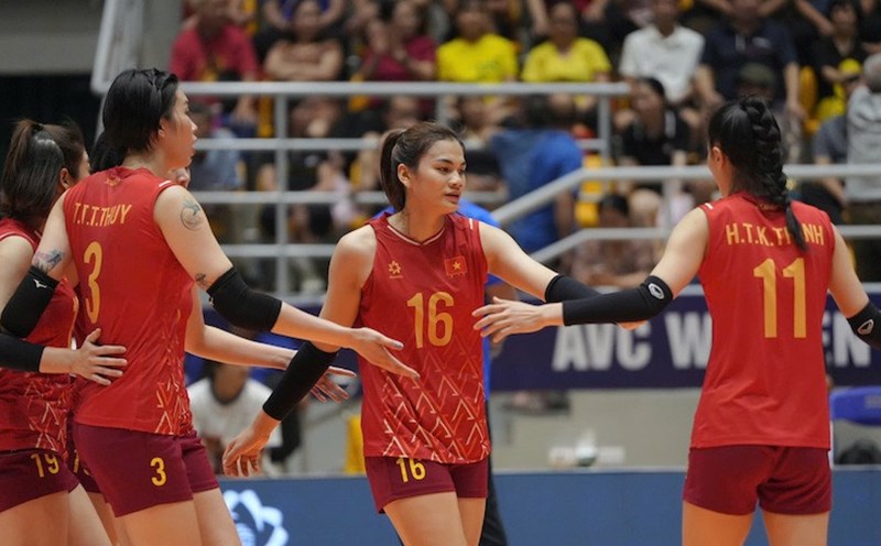 The Vietnam women's volleyball team will meet the Philippines in the final of the AVC Nations Cup 2025. Photo: VFV