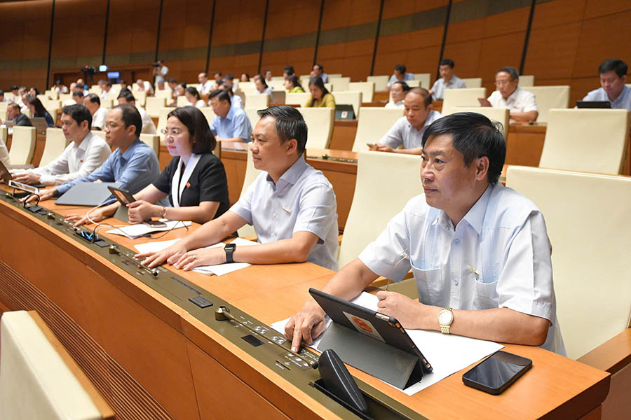 Luat Hoa chat (sua doi) chinh thuc duoc thong qua. Anh: Quochoi