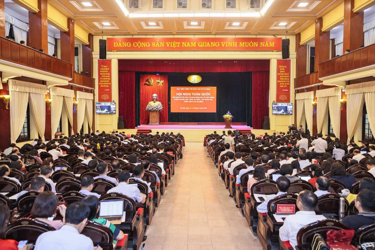 Hoi nghi tap huan ve to chuc va hoat dong cua to chuc Dang, chinh quyen, Mat tran to quoc, cac doan the chinh tri o cap xa (moi)