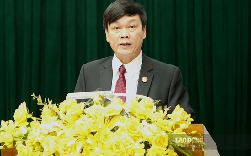 Mr. Tran The Vuong - Director of the Department of Home Affairs of Quang Binh province applied for early retirement with 58 months of service remaining. Photo: Cong Sang