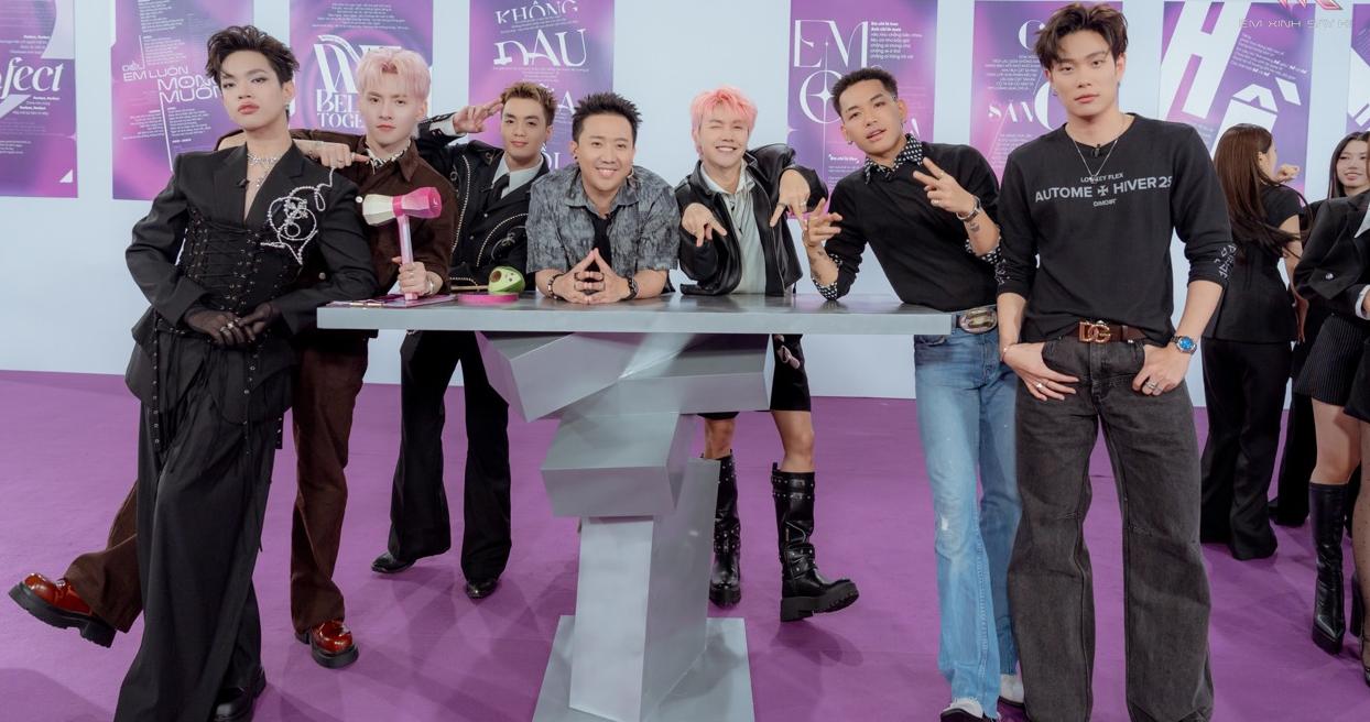 The Say Hi Brothers appeared at Em xinh say hi. Photo: VieON.