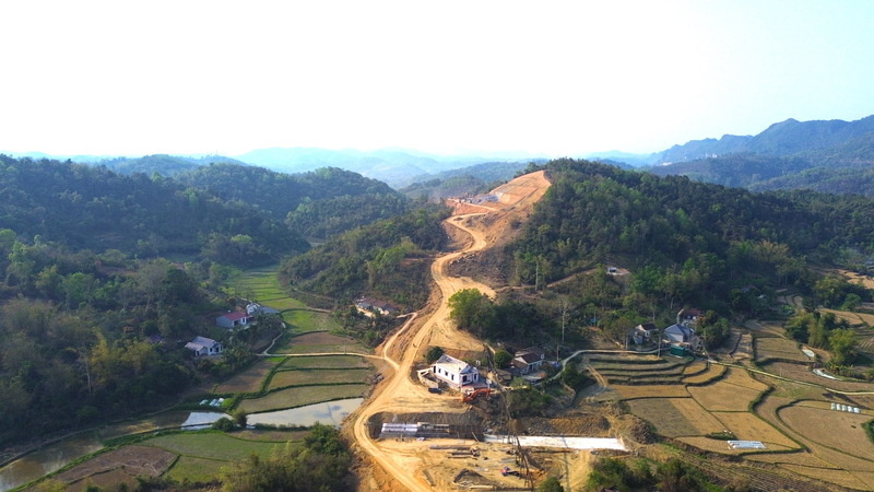 Cac tuyen cao toc qua Cao Bang dang va se trien khai. Anh: Don vi cung cap.