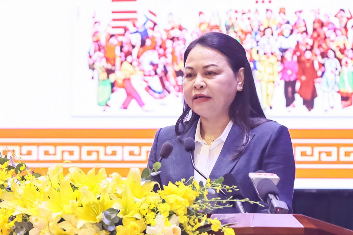 Vicepresidente - Secretario General del Comite Central de Vietnam Fatherland Front Nguyen Thi Thu Ha hablo en la conferencia. Foto: Hai Nguyen