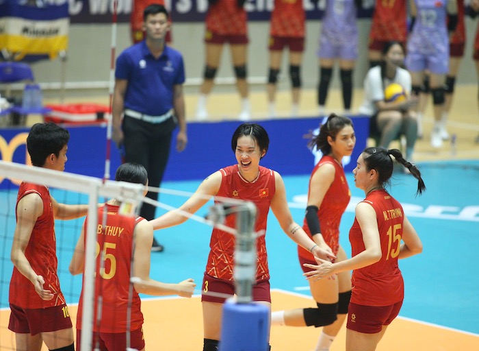 Tuyen Viet Nam nhanh chong lay lai the tran. Anh: VFV