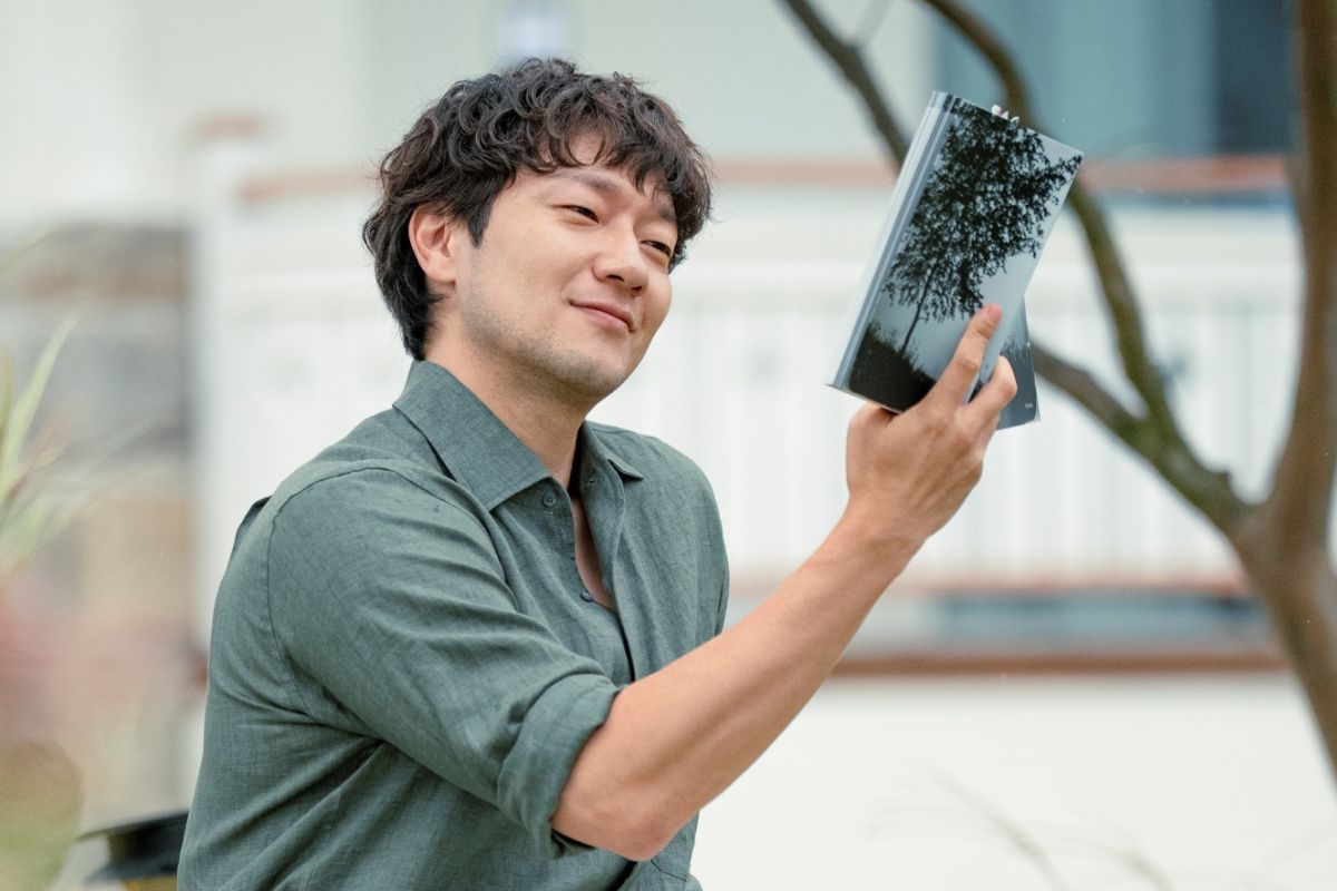 Korean actor Son Suk Koo. Photo: Netflix