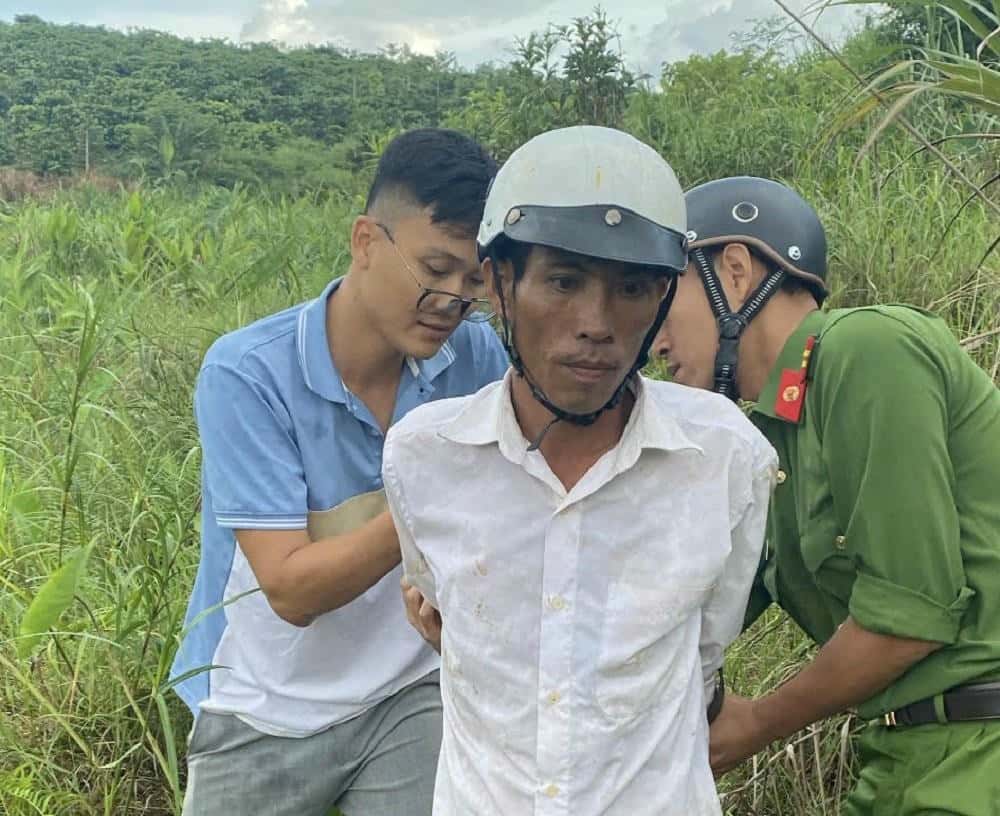 Đối tượng Hiệp bị công an bắt giữ để điều tra hành vi trộm cắp tài sản. Ảnh: Công an 